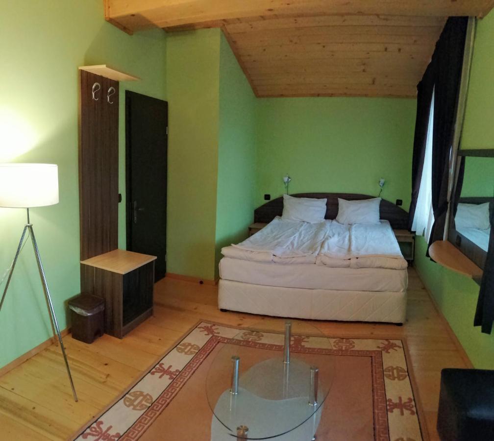 Apartments Black Horse Пампорово Екстериор снимка