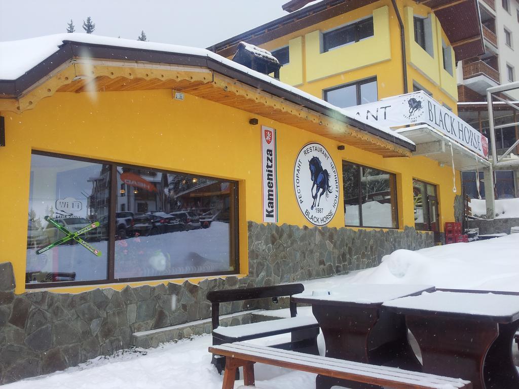 Apartments Black Horse Пампорово Екстериор снимка